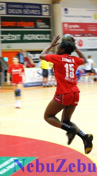 Hand_Celles_Lyon_21 [800x600].jpg